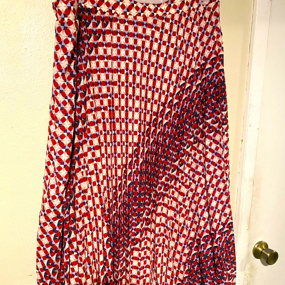 Anthropologie Red and White Geometric Pleared Maxi Skirt 2X
